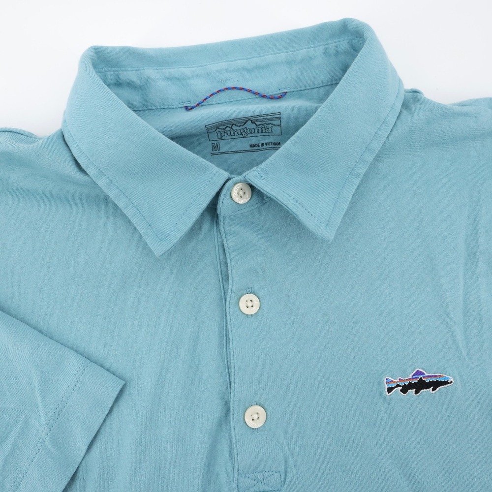 Patagonia Trout Fitz Roy Polo Light Blue Short Sleeve Mens Medium Shirt